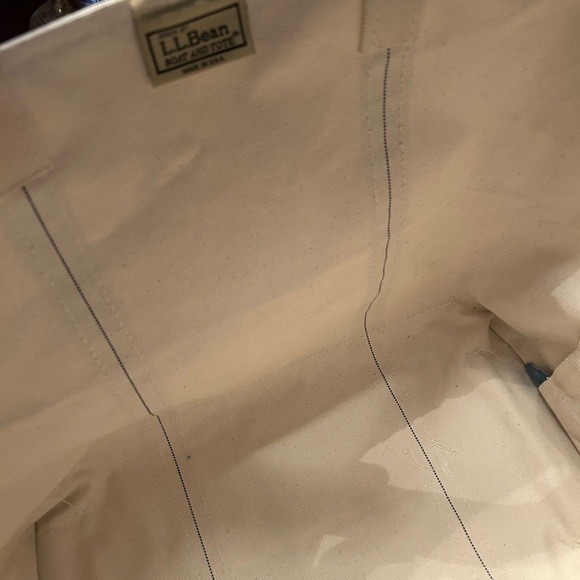 L.L. Bean Cream Tote with Blue Straps - Picture 2 of 4
